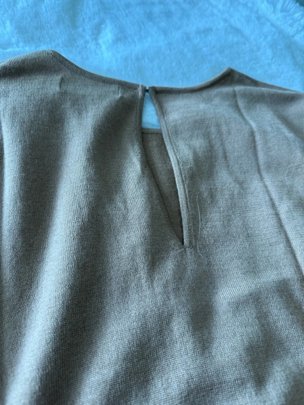 Two Banana Republic Women's Cream & Brown Merino Wool Sweaters- 2 items! - Picture 6 of 9